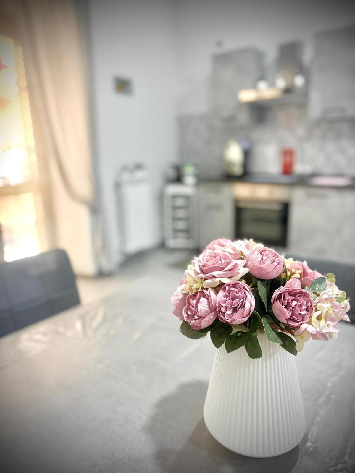 نابولي Rianna House B&B المظهر الخارجي الصورة