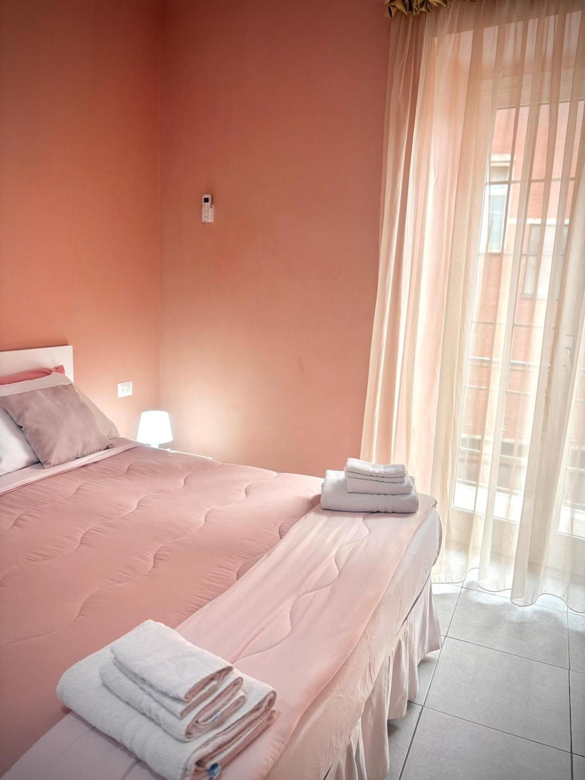 نابولي Rianna House B&B المظهر الخارجي الصورة